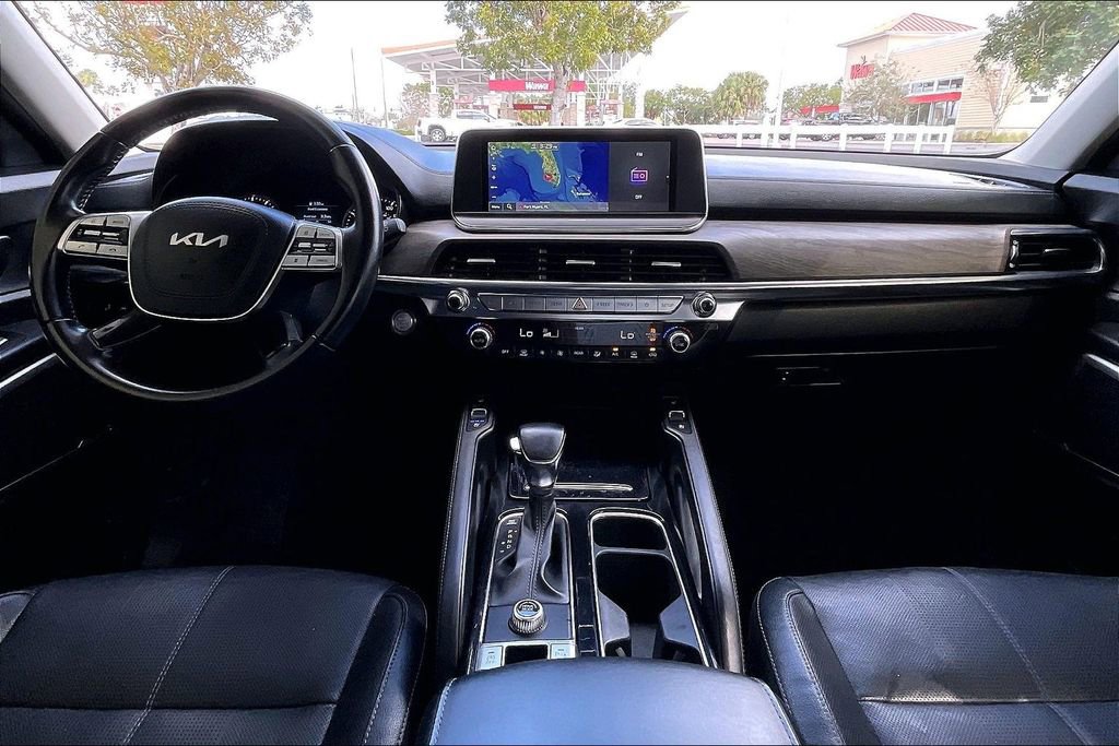 Used 2022 Kia Telluride EX w/ EX Premium Package image 6