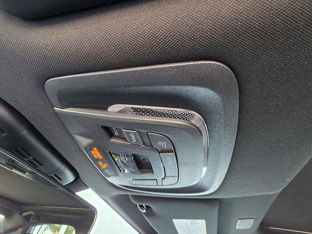 Certified 2023 Toyota Crown AWD/4WD image 31