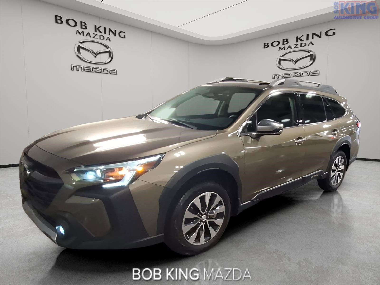 Used 2023 Subaru Outback Touring image 1