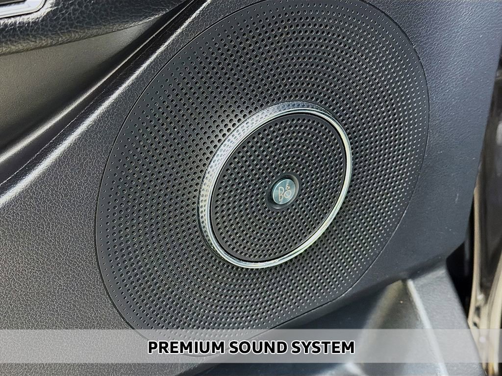 Used 2021 Ford Expedition Max Limited image 4