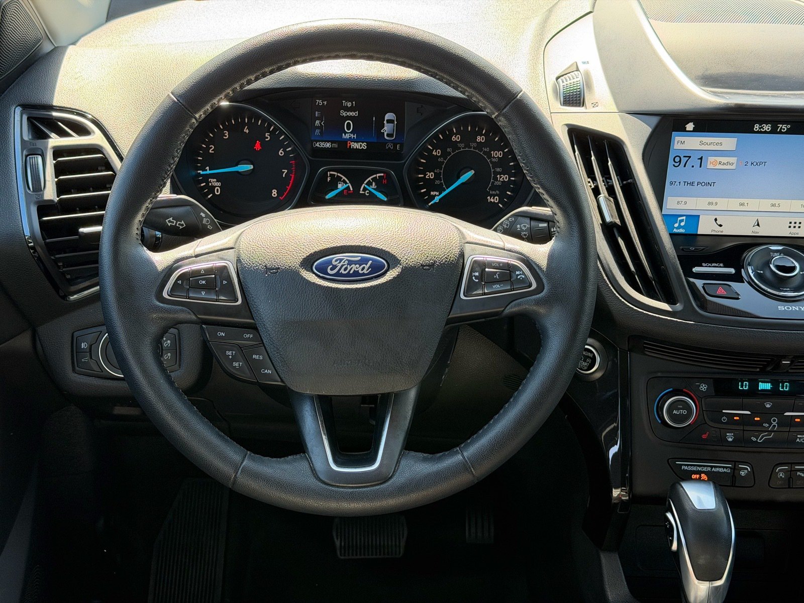 Used 2019 Ford Escape Titanium FWD image 11