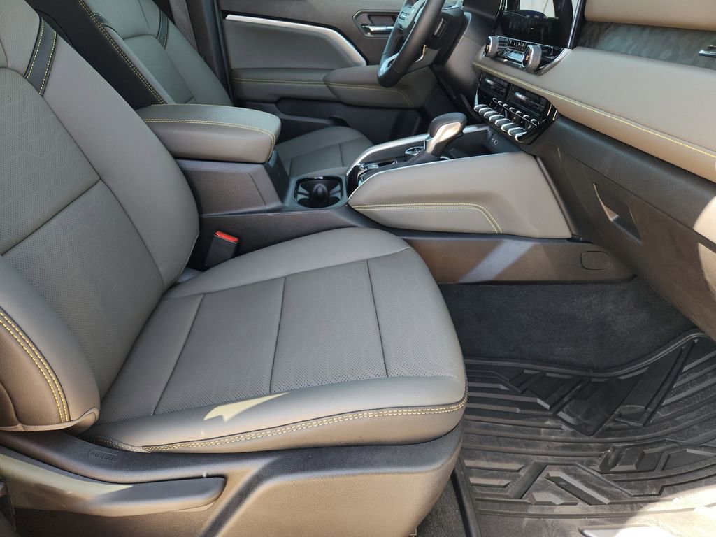 New 2026 Chevrolet Colorado ZR2 AWD/4WD image 11