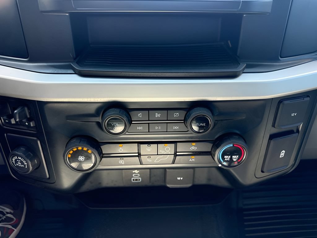 Used 2023 Ford F250 XL RWD image 8