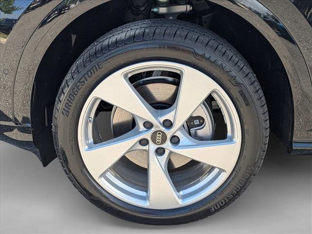 New 2025 Audi Q5 Premium Plus image 9