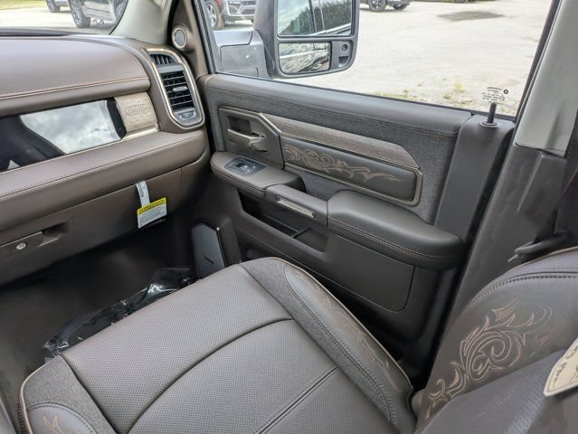 New 2026 RAM 3500 Longhorn AWD/4WD image 17