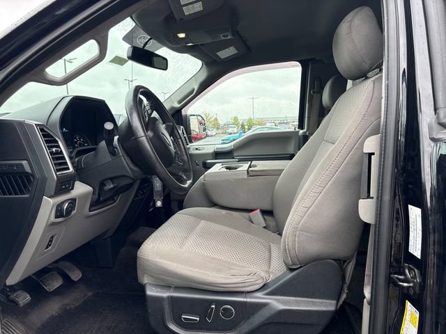 Used 2016 Ford F150 XLT w/ Equipment Group 302A Luxury image 10