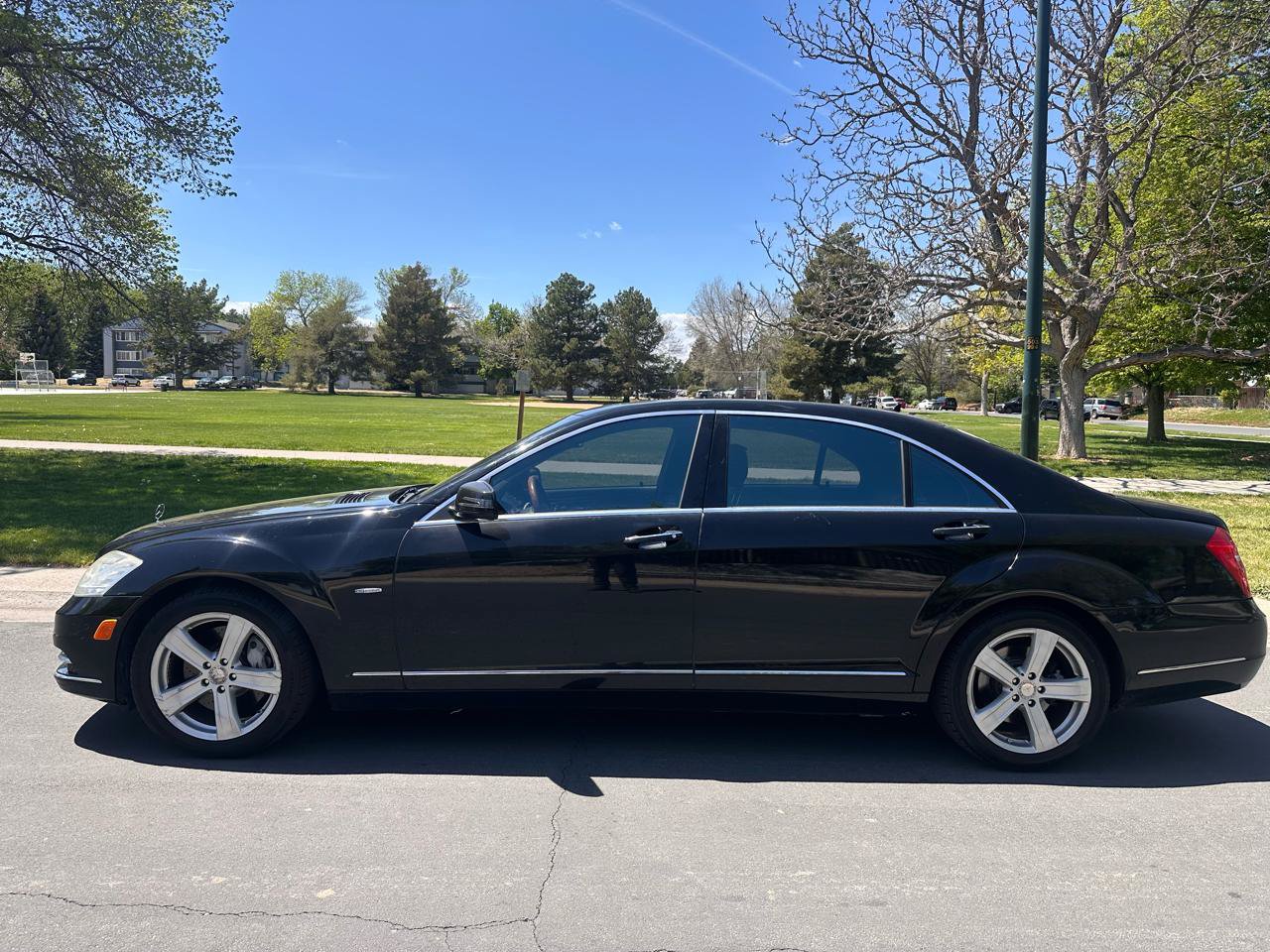 Used 2012 Mercedes-Benz S 550 image 3
