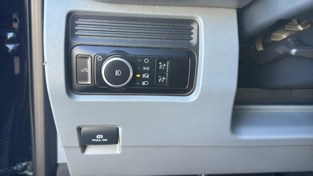 Used 2024 Ford F250 XL w/ STX Appearance Package AWD/4WD image 19