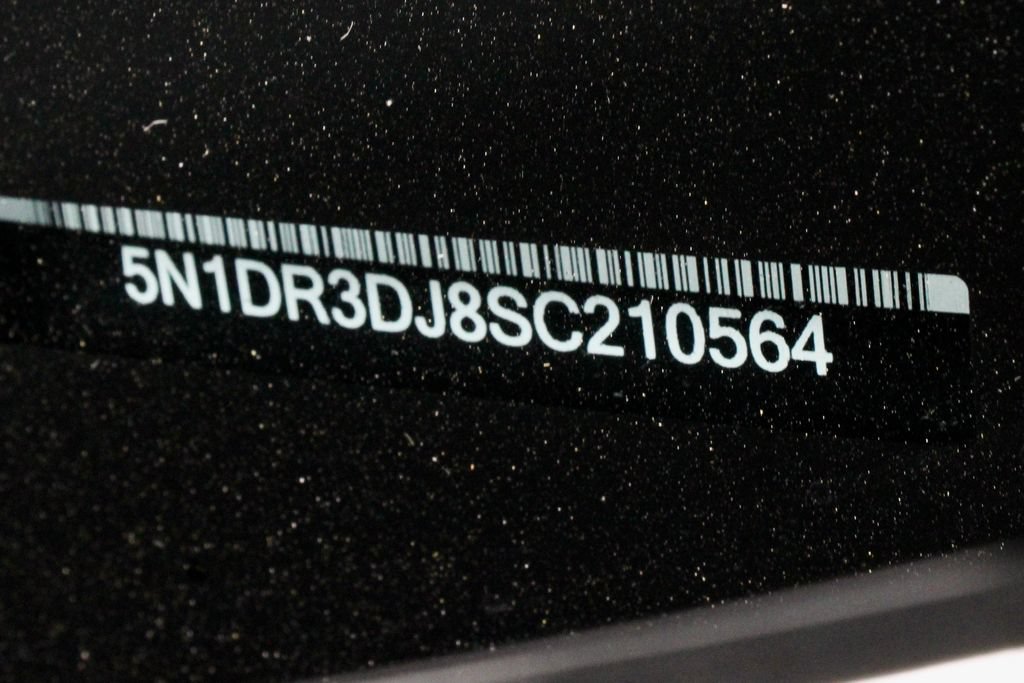 Certified 2025 Nissan Pathfinder Platinum w/ Cargo Package AWD/4WD image 35