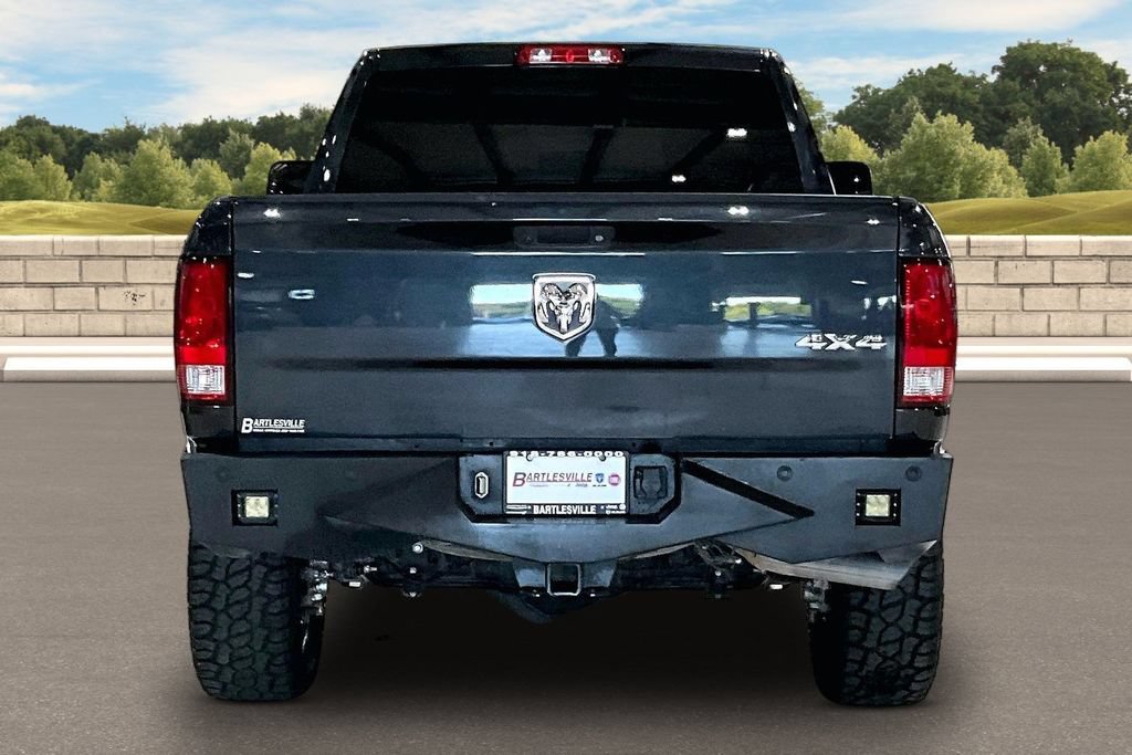 Used 2018 RAM 2500 Tradesman w/ Chrome Appearance Group AWD/4WD image 4