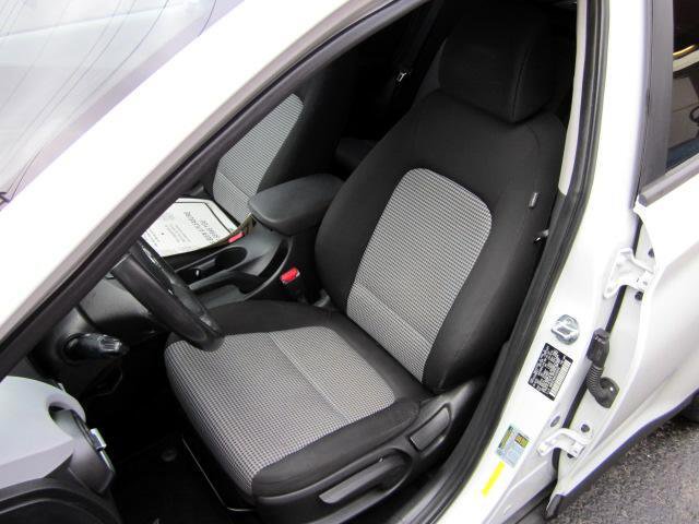 Used 2018 Hyundai Kona SEL image 25