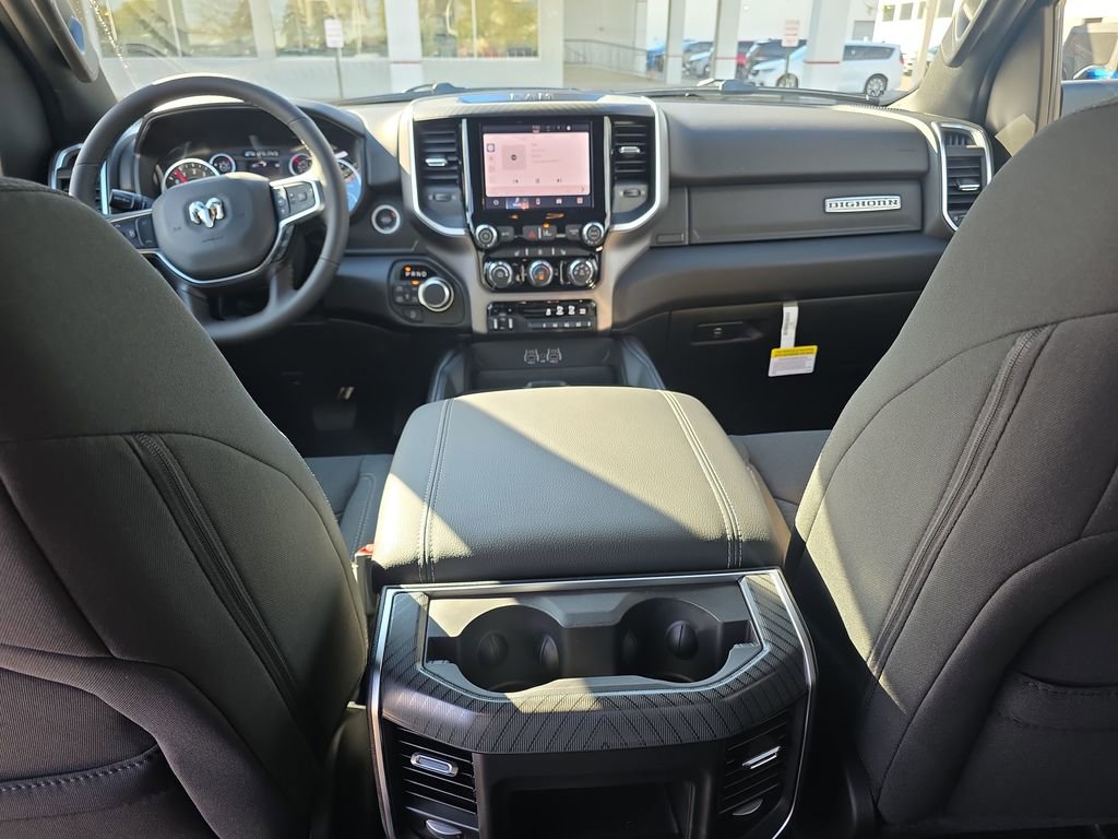 New 2026 RAM 1500 4x4 Crew Cab image 7