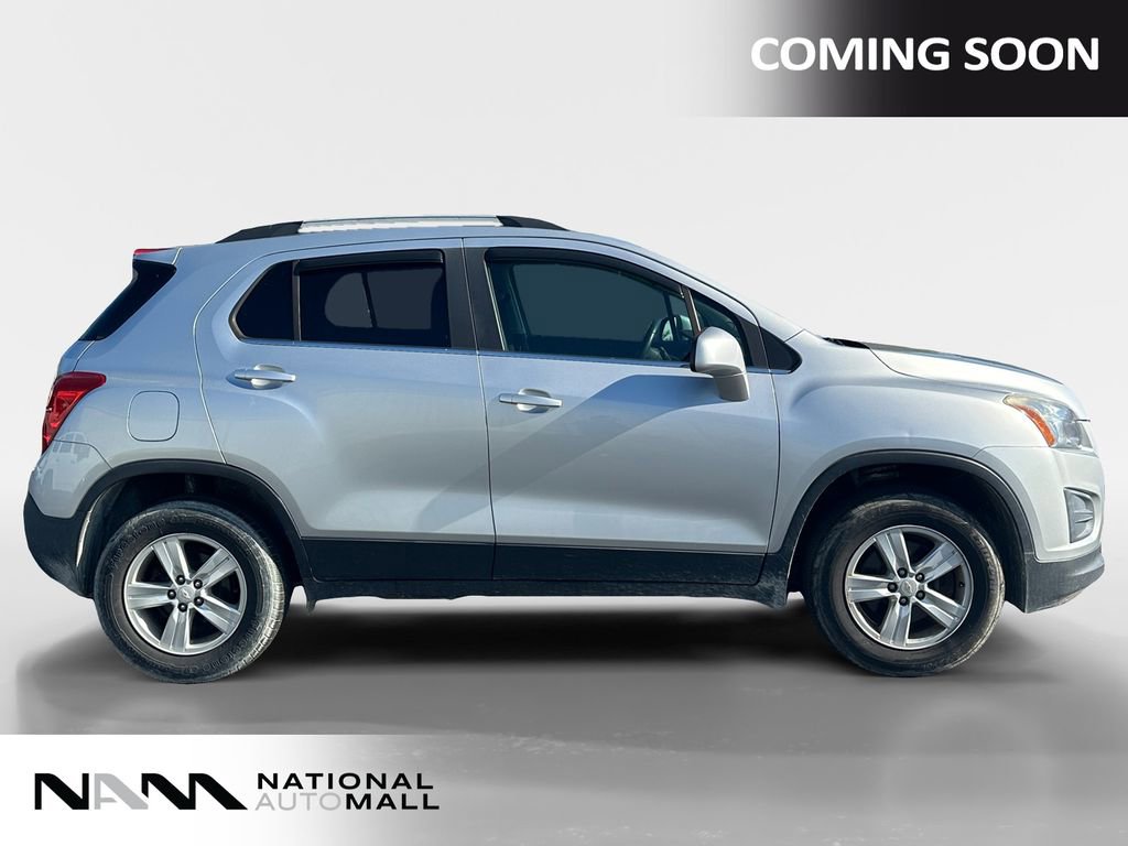 Used 2016 Chevrolet Trax LT w/ LT Sun and Sound Package image 6