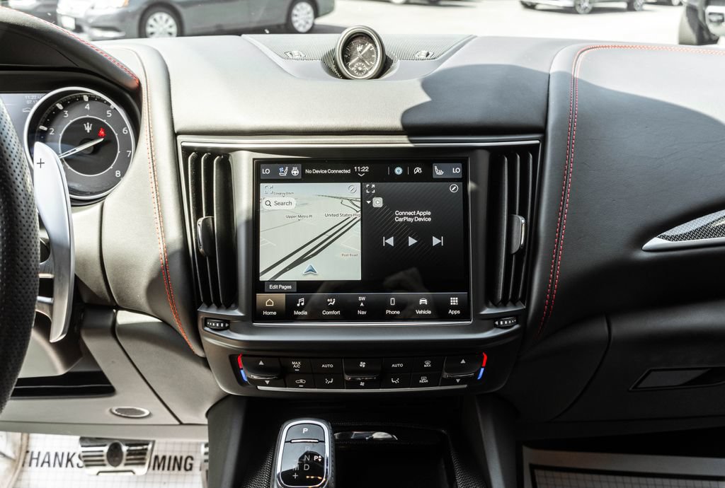 Used 2021 Maserati Levante S GranSport AWD/4WD image 19