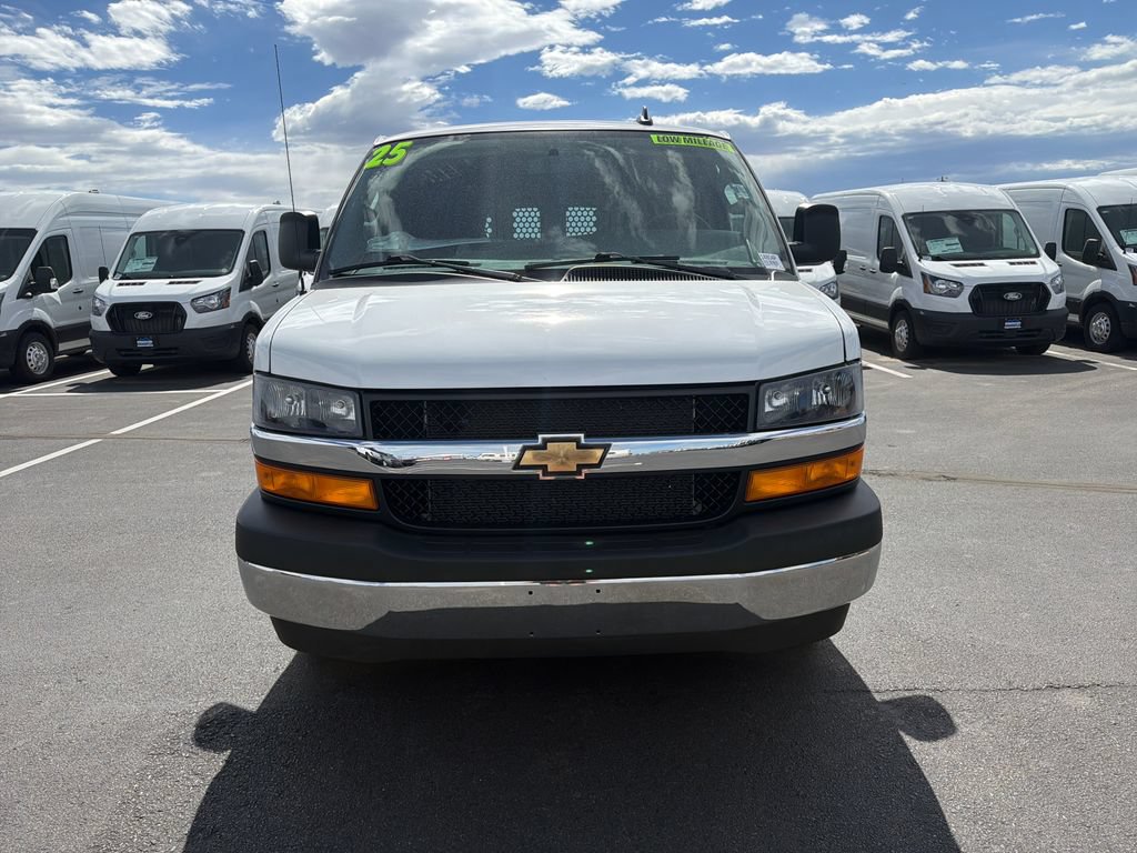 Used 2025 Chevrolet Express 2500 w/ Driver Convenience Package RWD image 8