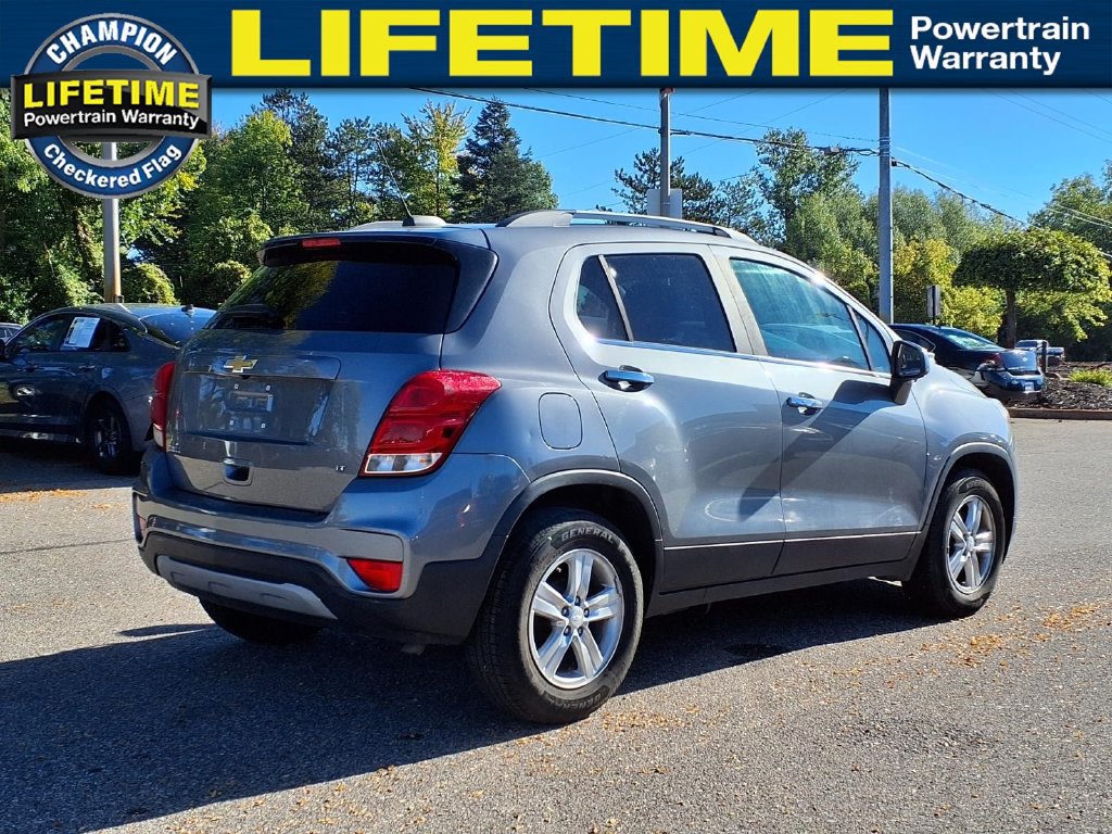 Used 2020 Chevrolet Trax LT w/ LT Convenience Package FWD image 5
