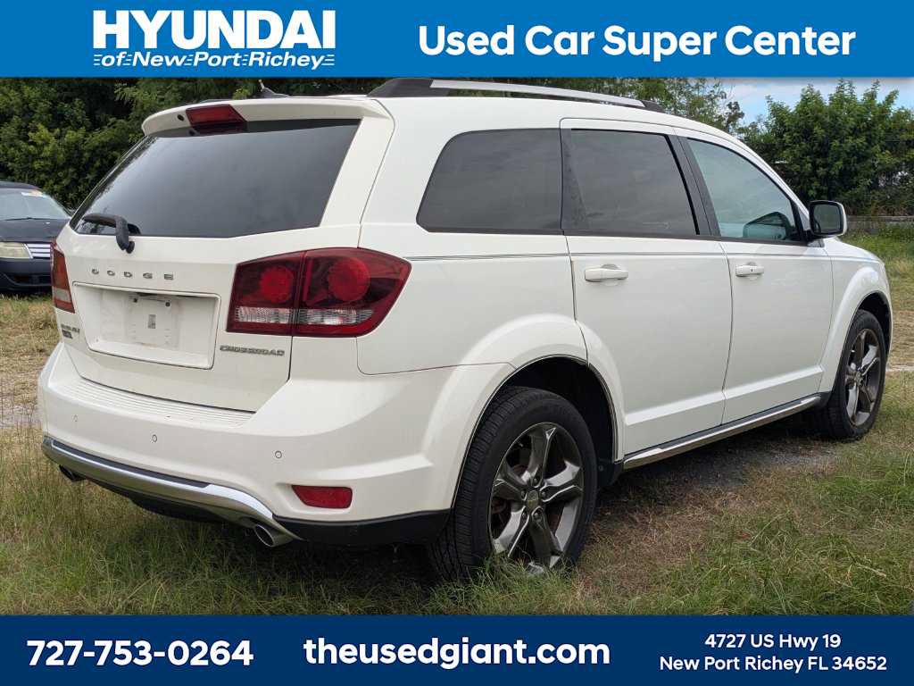 Used 2015 Dodge Journey Crossroad w/ Flexible Seating Group FWD image 5