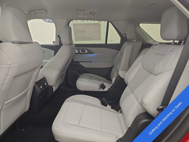 New 2026 Ford Explorer Platinum w/ LUX Leather Package AWD/4WD image 23