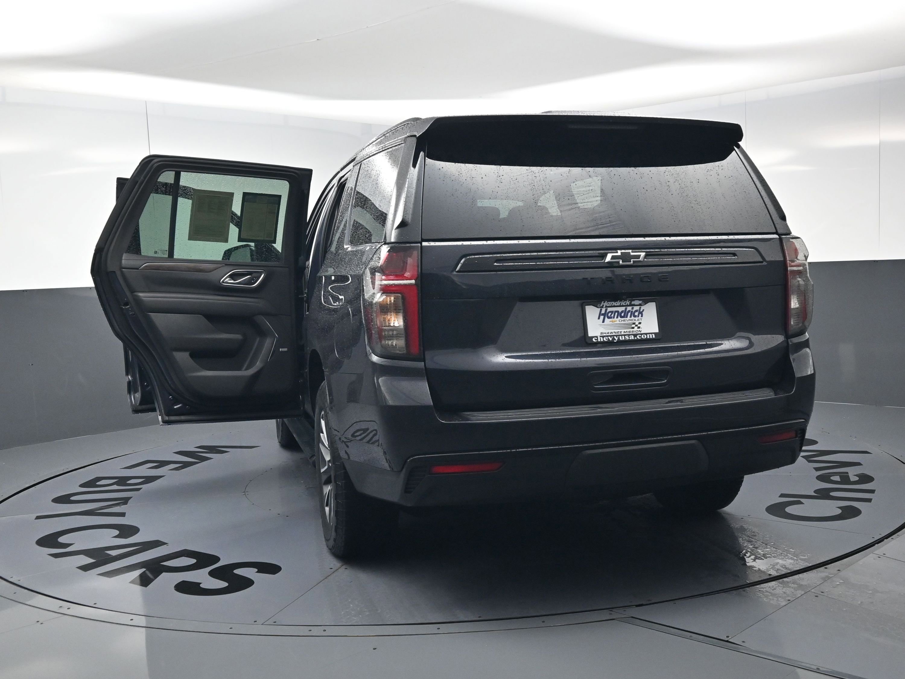 Used 2023 Chevrolet Tahoe Z71 w/ Luxury Package AWD/4WD image 28
