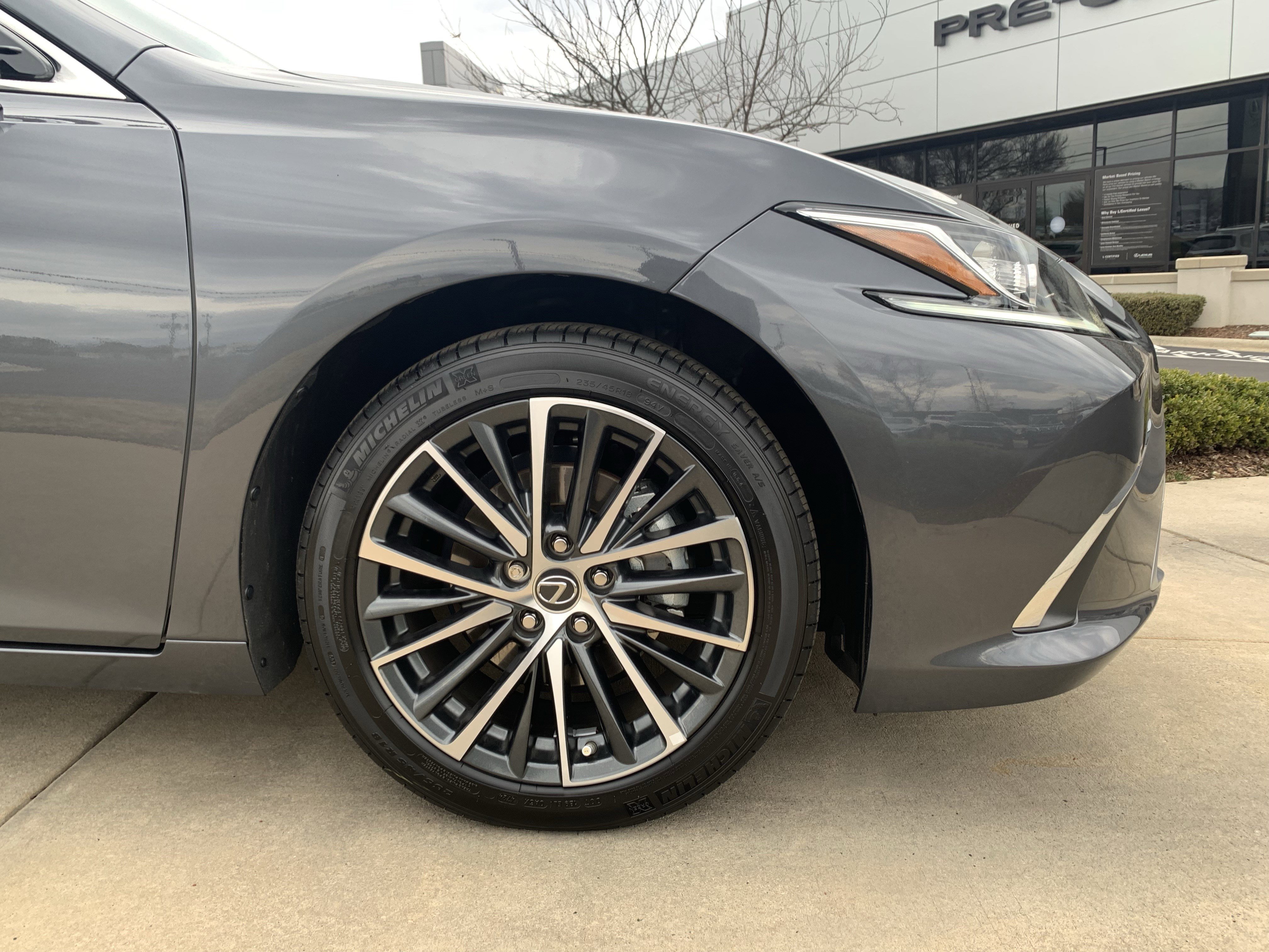 Certified 2025 Lexus ES 350 w/ Premium Package image 13