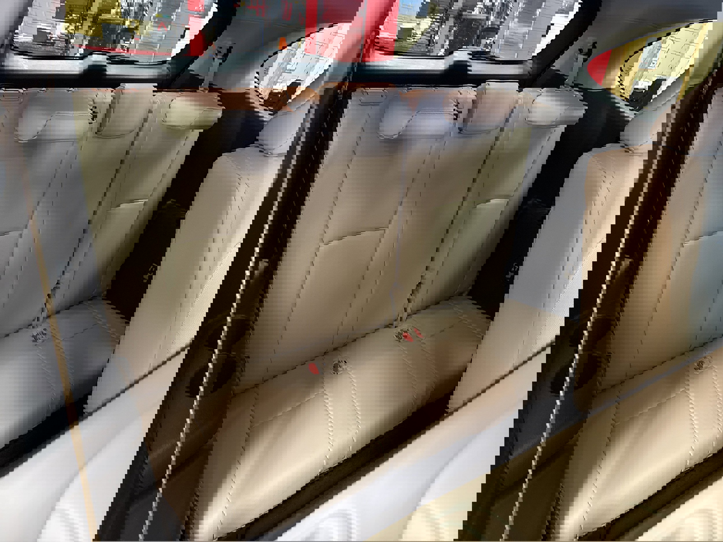 Used 2023 Toyota Highlander Limited image 24