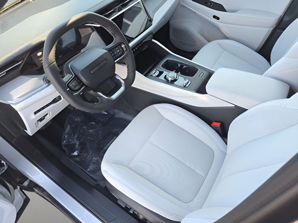New 2026 Jeep Cherokee Laredo AWD/4WD image 11