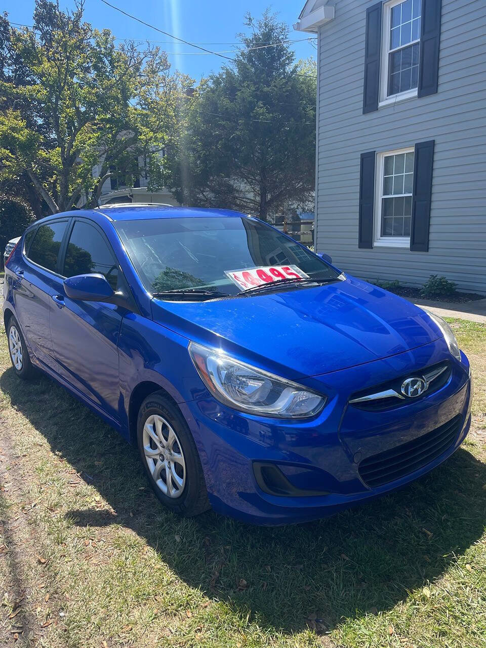 Used 2013 Hyundai Accent GS FWD image 2