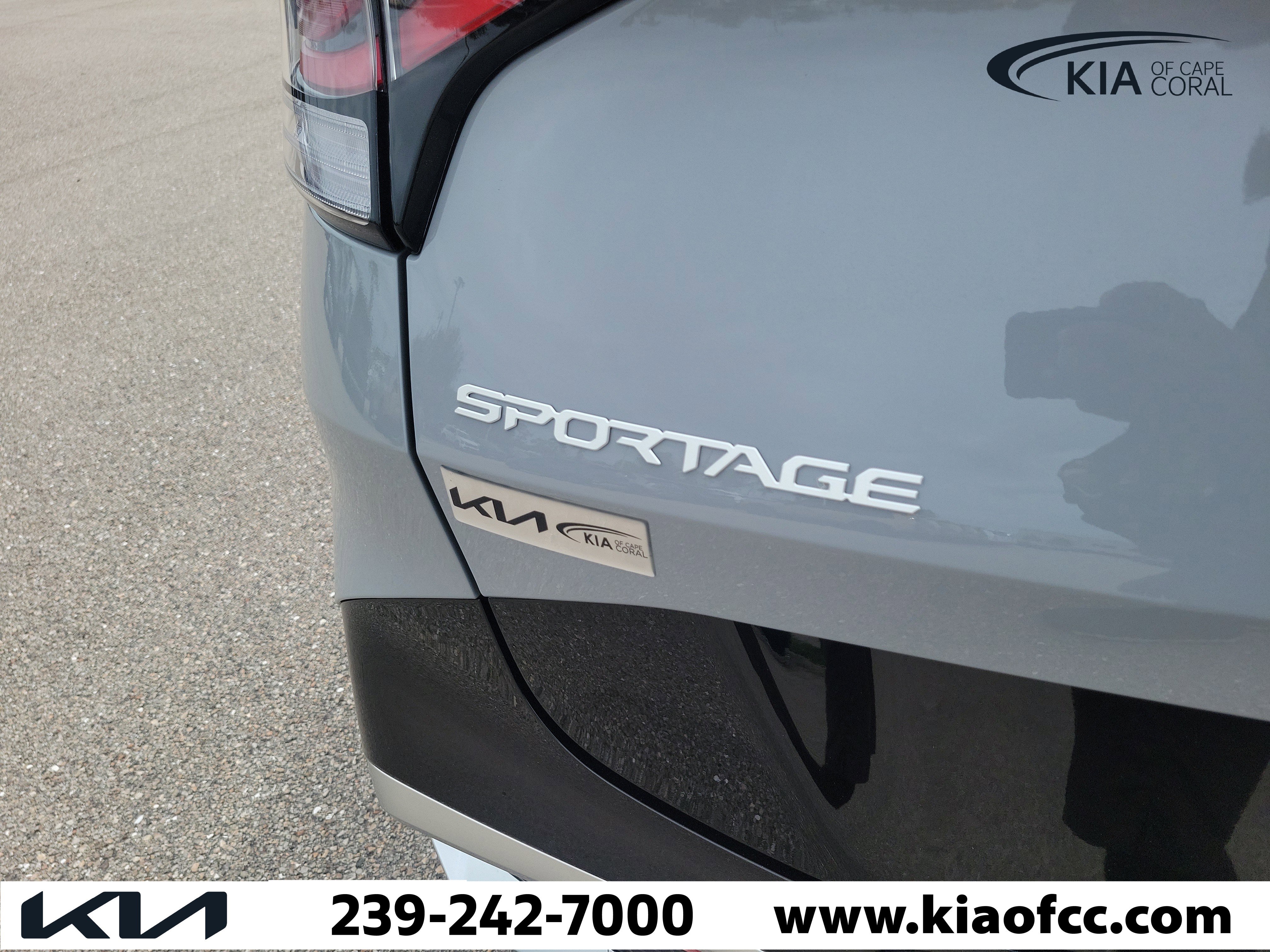Certified 2024 Kia Sportage SX FWD image 11