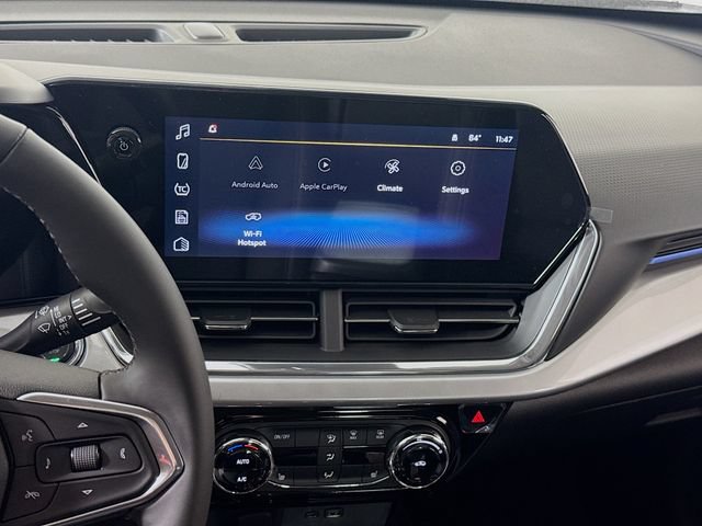 New 2026 Chevrolet Trax LT w/ LT Convenience Package FWD image 16