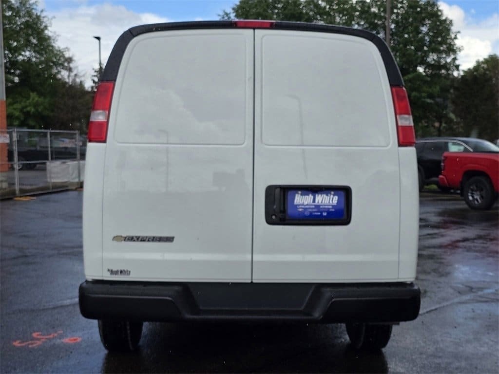 New 2025 Chevrolet Express 2500 w/ Communications Package RWD image 4