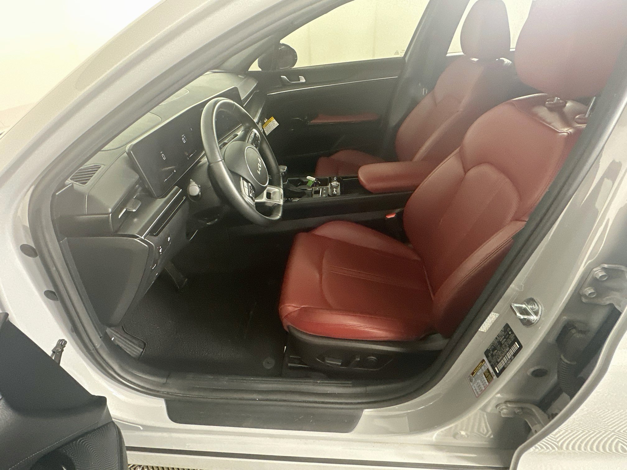 Used 2025 Kia K5 GT-Line w/ GT-Line Premium Package FWD image 13