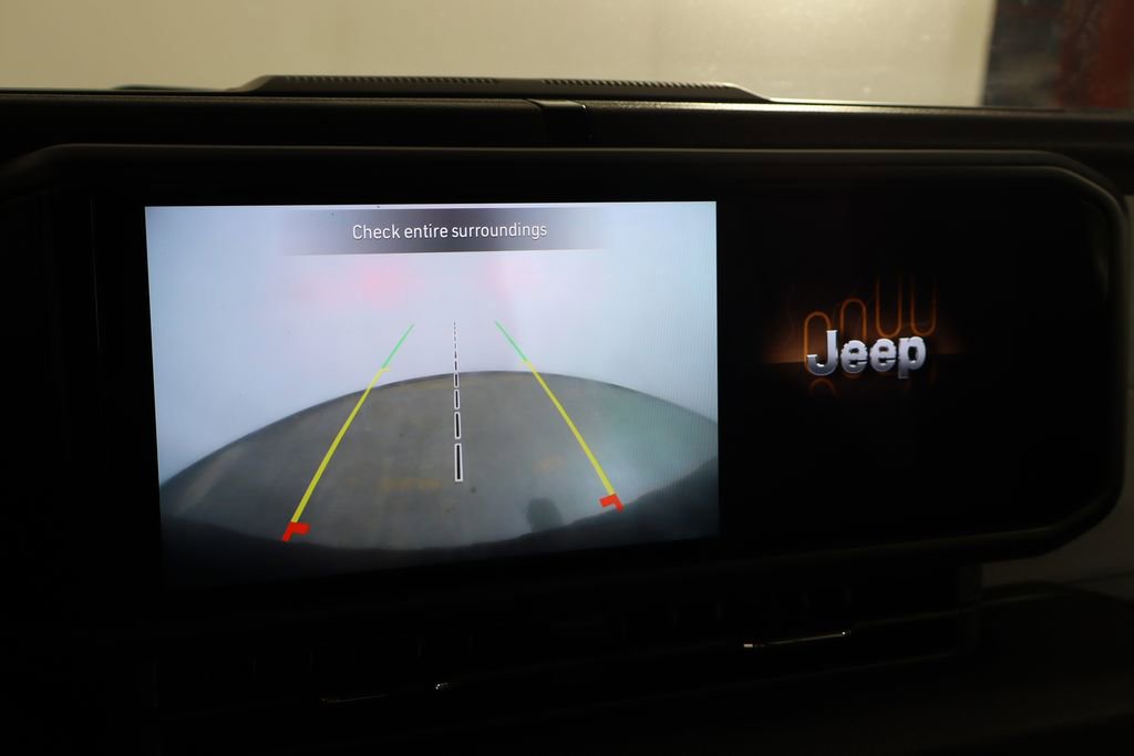 Used 2024 Jeep Wrangler Willys image 39