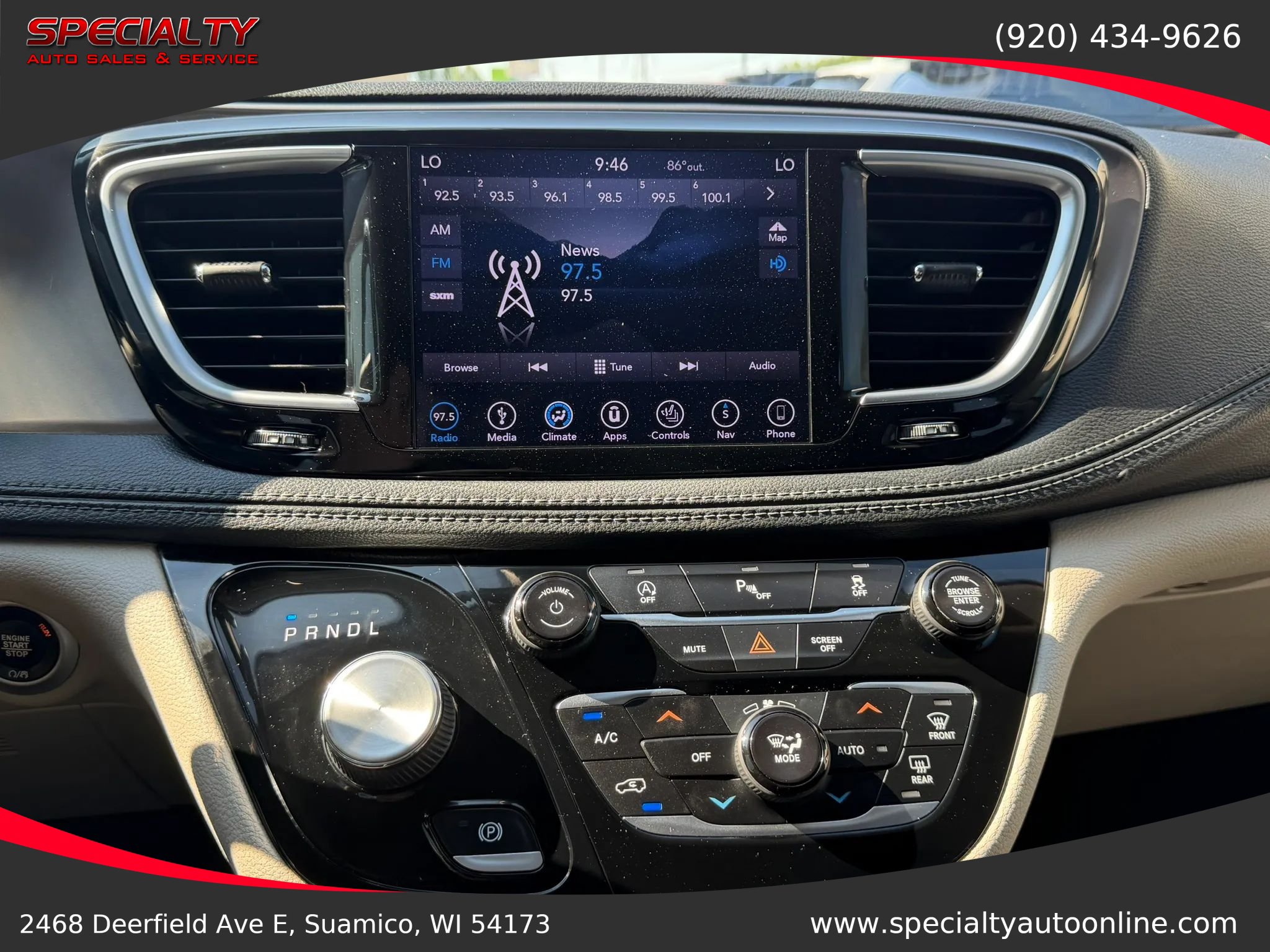 Used 2018 Chrysler Pacifica Limited FWD image 29