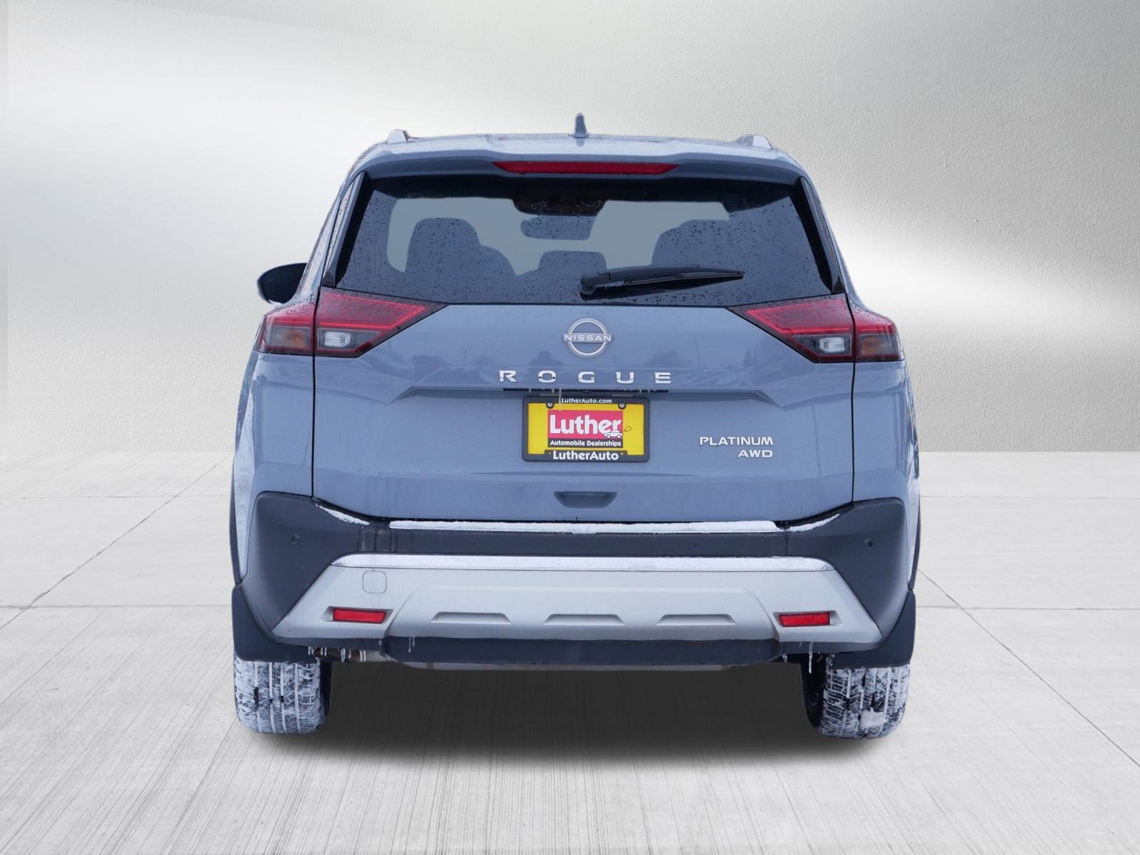 Certified 2022 Nissan Rogue Platinum w/ Head-Up Display Package image 6