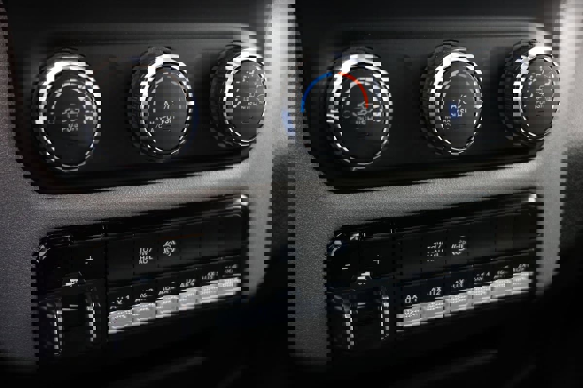 Used 2024 RAM 5500 Tradesman w/ Max Tow Package AWD/4WD image 22