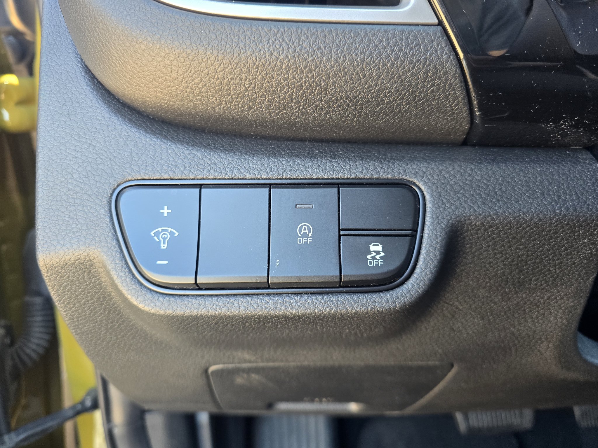 Used 2024 Kia Seltos S AWD/4WD image 19