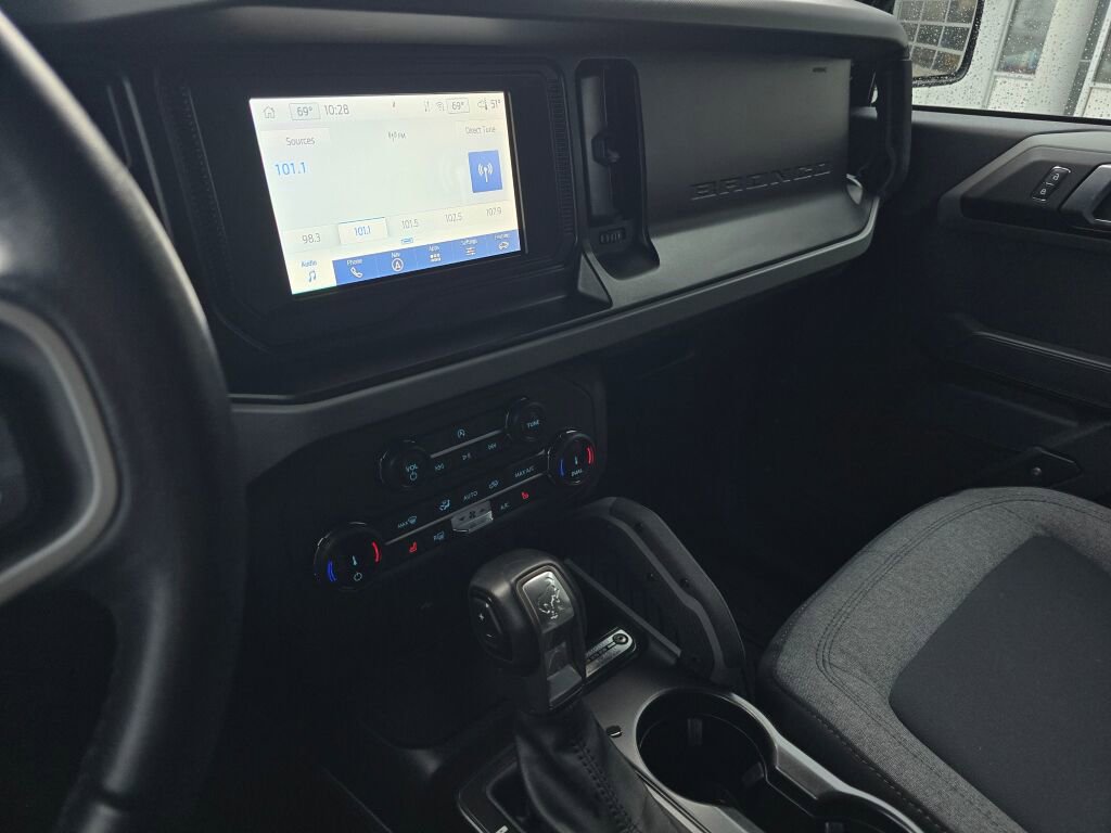 Used 2022 Ford Bronco Big Bend image 25