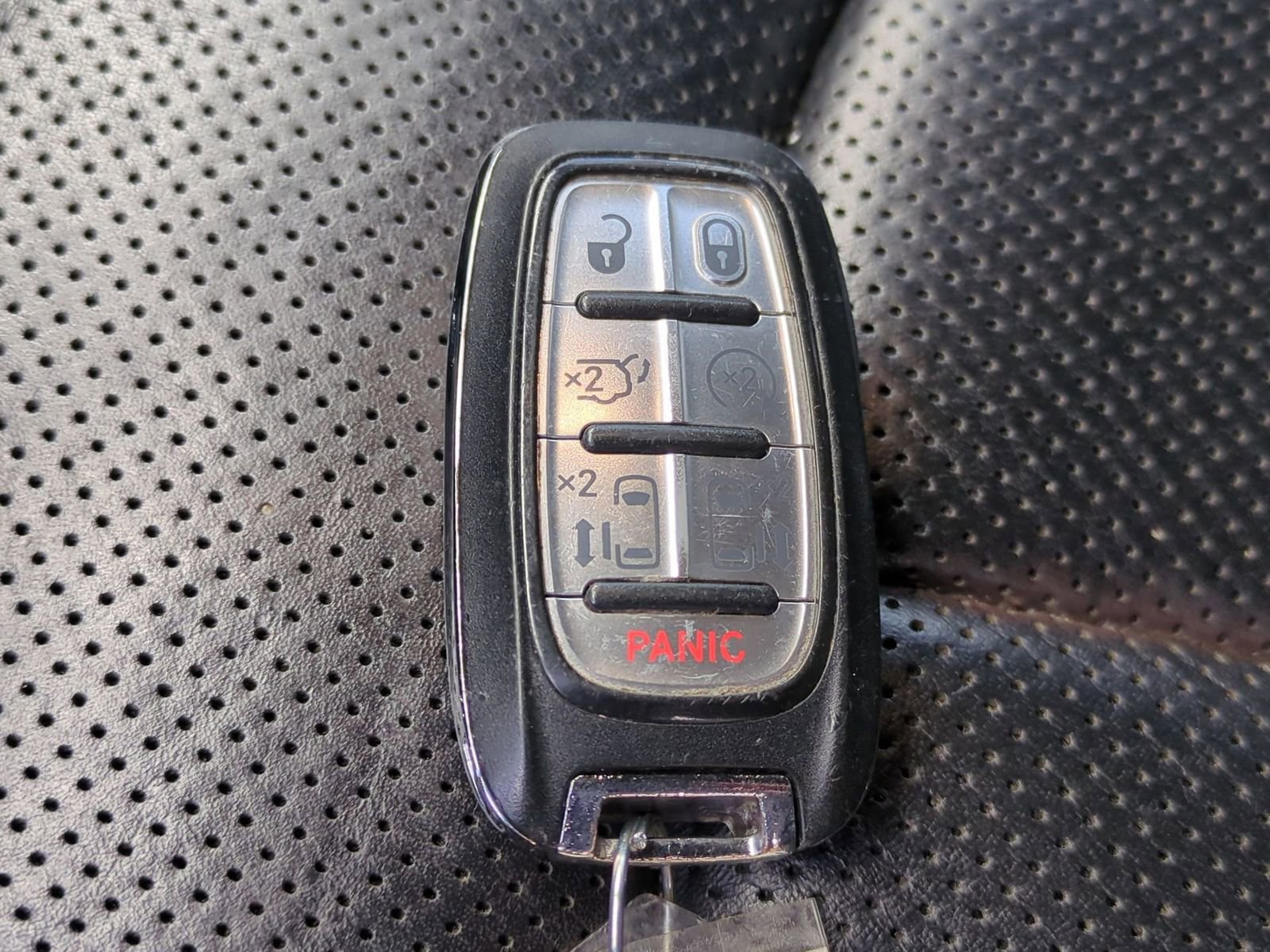 Used 2019 Chrysler Pacifica Limited w/ S Appearance Package image 45