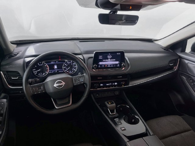 Used 2026 Nissan Rogue SV FWD image 22