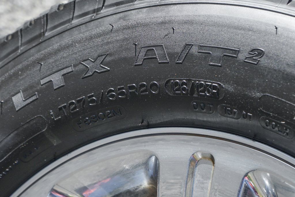 Used 2012 Ford F350 Lariat w/ Chrome Pkg image 40