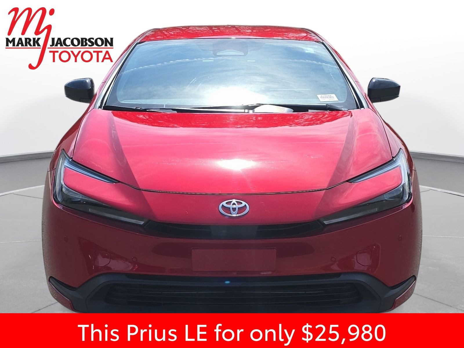 Used 2024 Toyota Prius LE FWD image 3