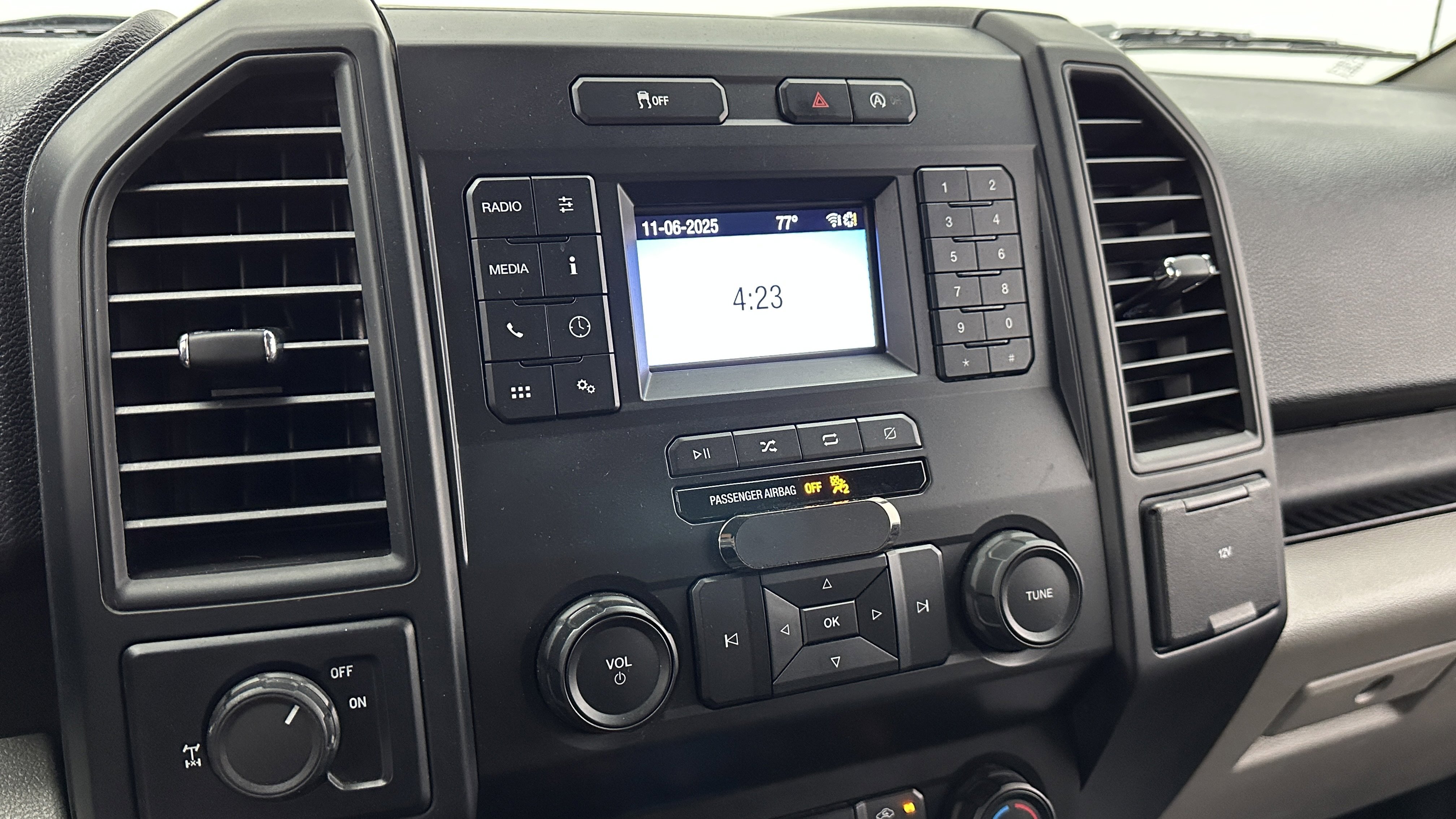 Used 2020 Ford F150 XL w/ Equipment Group 101A Mid image 14