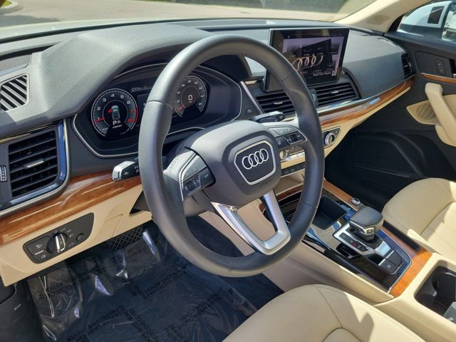 Certified 2023 Audi Q5 2.0T Premium Plus w/ Premium Plus Package image 17