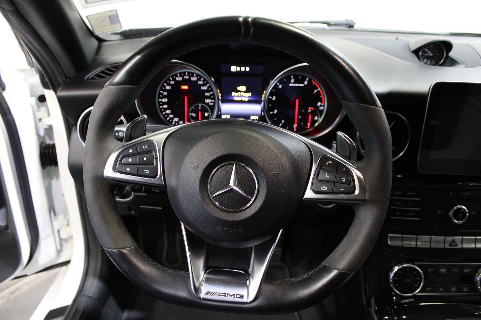 Used 2019 Mercedes-Benz SLC 43 AMG image 23