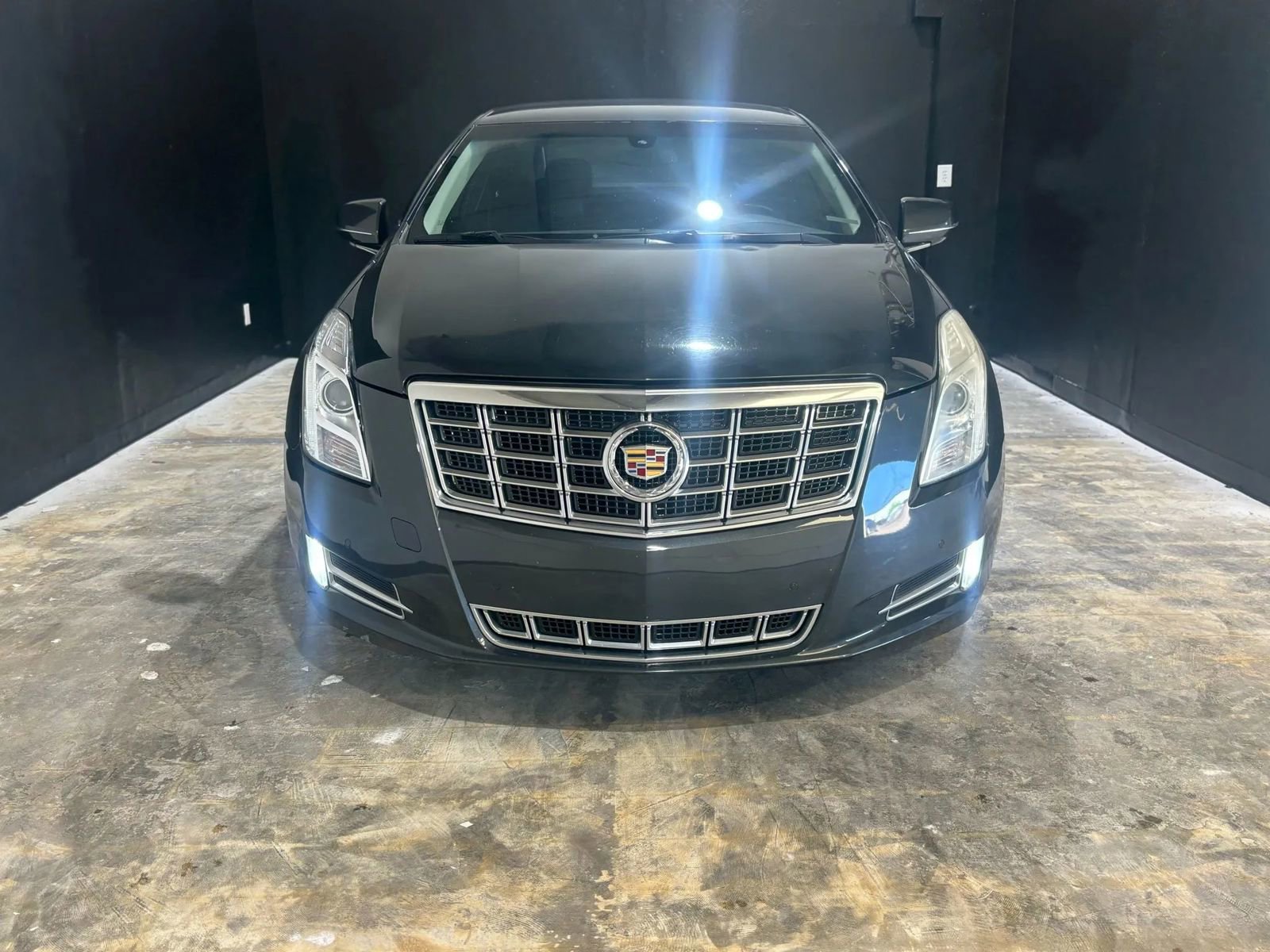 Used 2015 Cadillac XTS Luxury AWD/4WD image 3