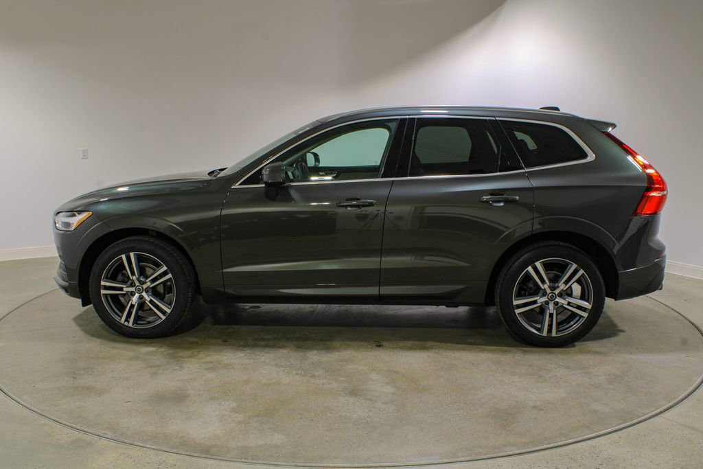Used 2020 Volvo XC60 T5 Momentum w/ Protection Package image 2