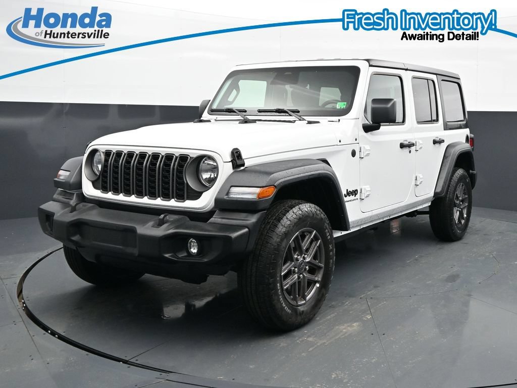 Used 2025 Jeep Wrangler Unlimited Sport AWD/4WD image 3