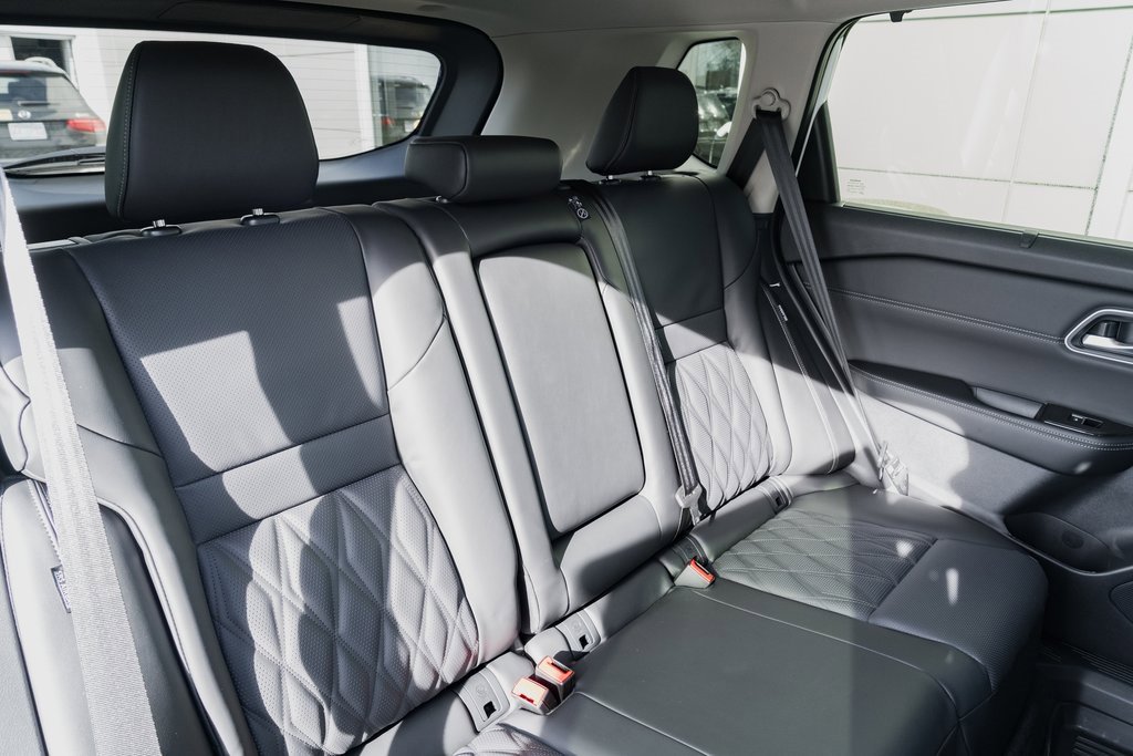 New 2026 Nissan Rogue Platinum image 24