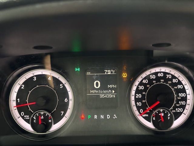 Used 2021 RAM 1500 Classic SLT image 8