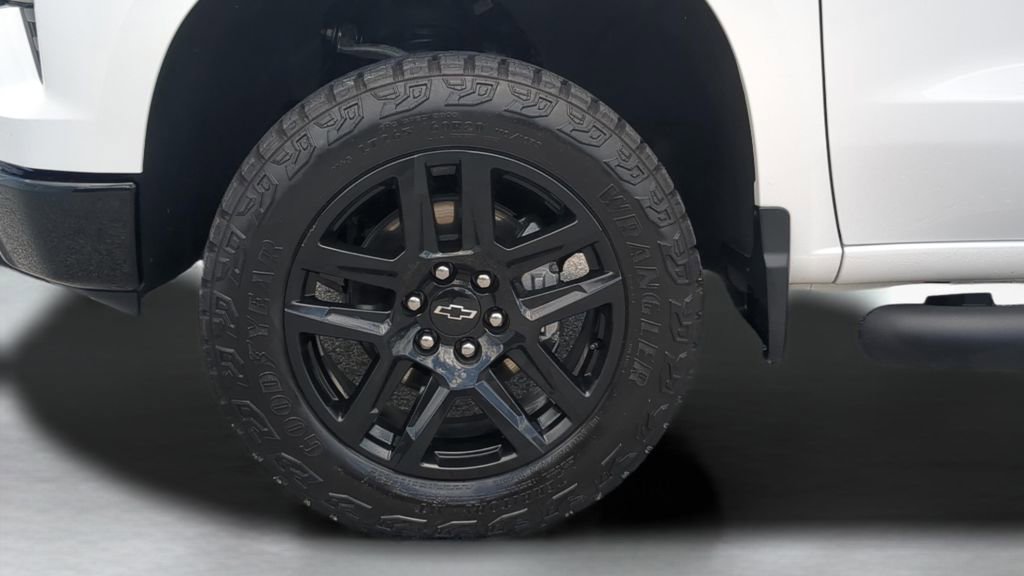 Used 2026 Chevrolet Silverado 1500 Custom Trail Boss w/ LPO, Dark Essentials Package image 33